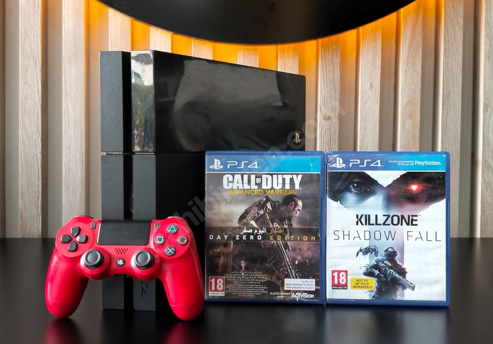 PLAYSTATİON 4 500 GB DEPOLAMA + 1 ADET ORİJİNAL KOL