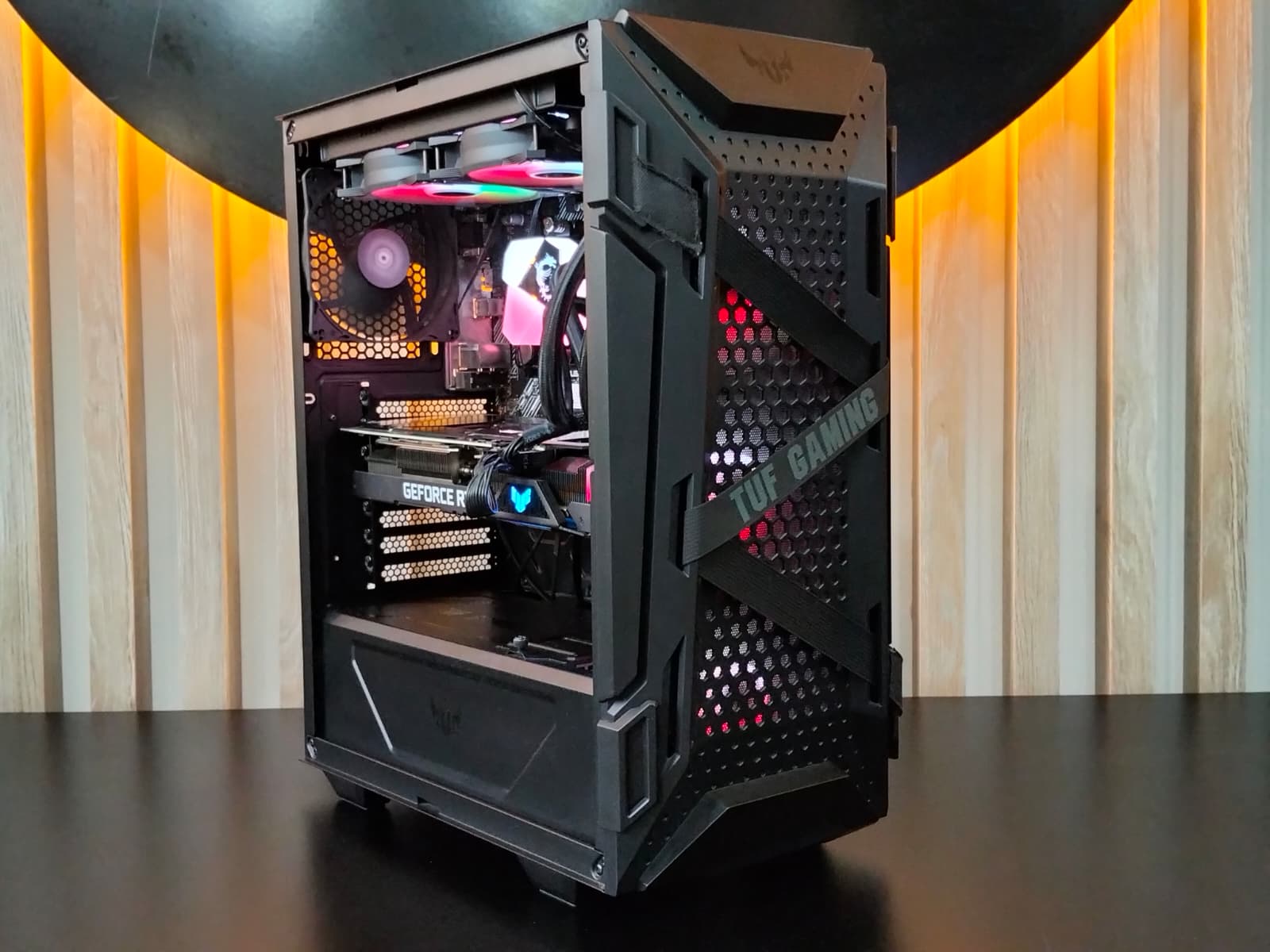 ASUS TUF RTX 3060Tİ E.K / RYZEN 5 5600X / 32 GB RAM / 1TB M2 SSD