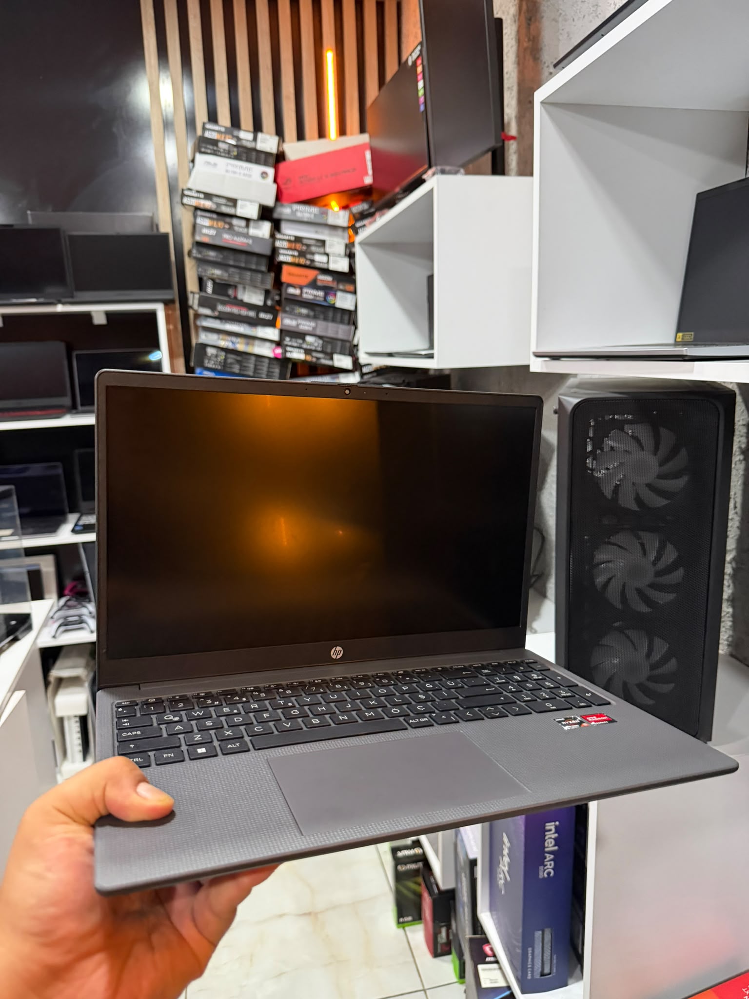 HP PROBOOK LAPTOP 659